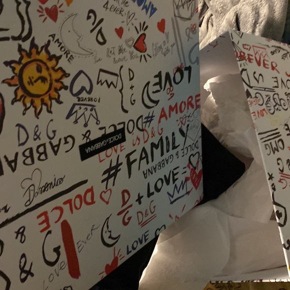 dolce and Gabbana shoes - Picture 9 of 11